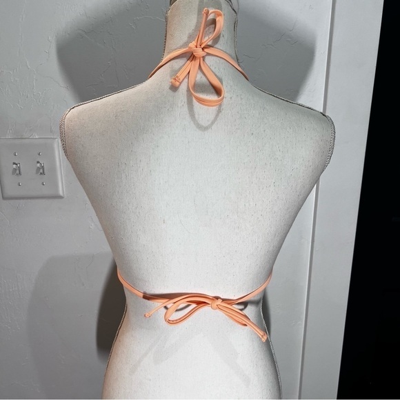Wild Fable Peach & Gray Crochet Halter Style Bikini Top small - Picture 3 of 7